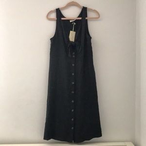 Midi Dress w/ Keyhole front